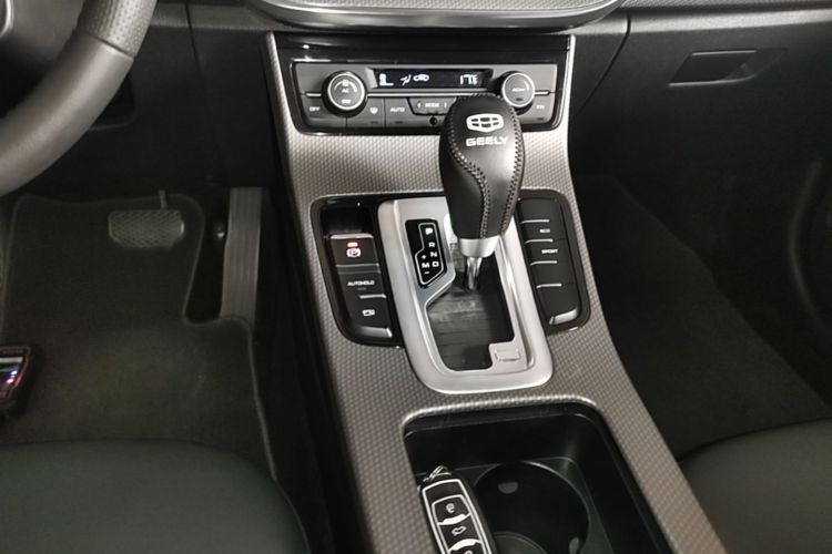 GEELY Emgrand GS 2019 #14 GEELY Emgrand GS 2019 car image #14