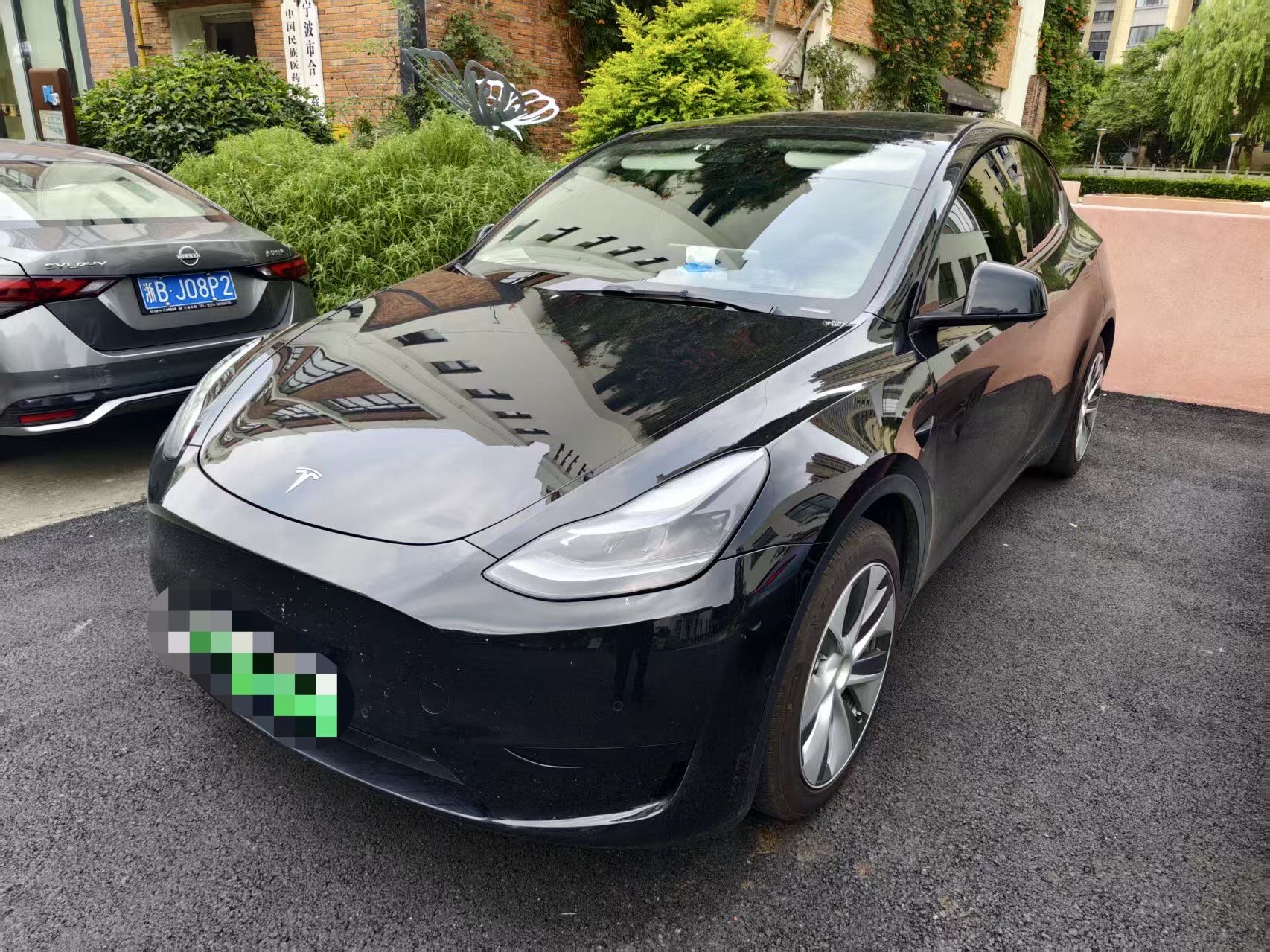 Tesla Model Y 2022 Tesla Model Y 2022 car image