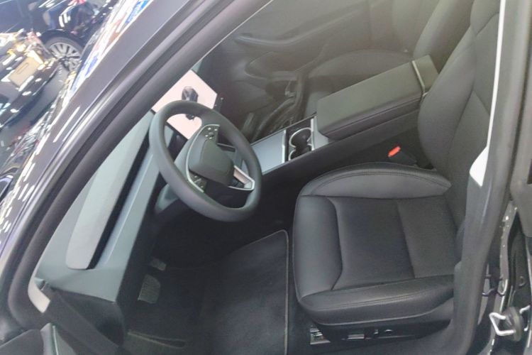 Tesla Model 3 2025 #15 Tesla Model 3 2025 car image #15