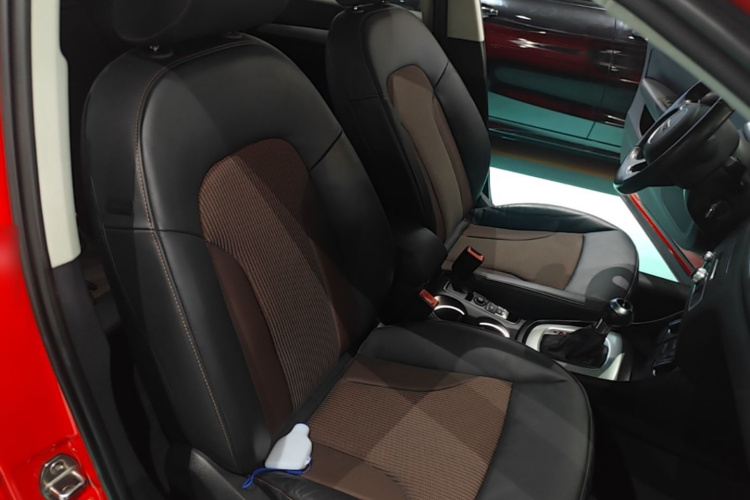 Audi Q3 2016 #28 Audi Q3 2016 car image #28