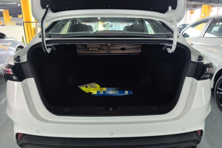 GEELY Binray 2026 #19 GEELY Binray 2026 car image #19