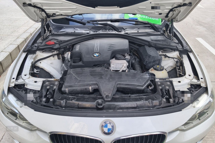 BMW 3 Series 2016 #22 BMW 3 Series 2016 car image #22