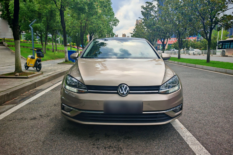 Volkswagen Golf 2019 #3 Volkswagen Golf 2019 car image #3