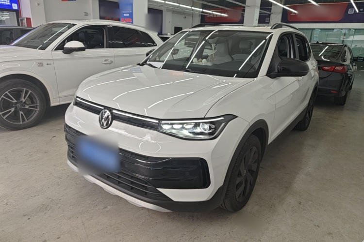 Volkswagen Tharu 2024 car image #2