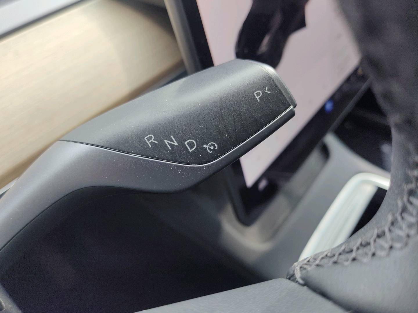 Tesla Model Y 2021 imagen de coche #7