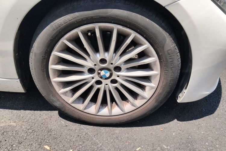 BMW 3 Series 2015 car image #9