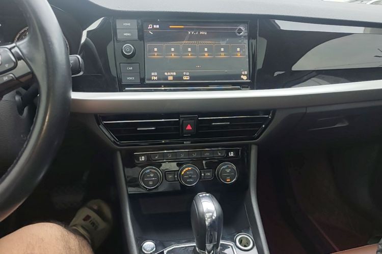 Volkswagen Lavida 2020 car image #13