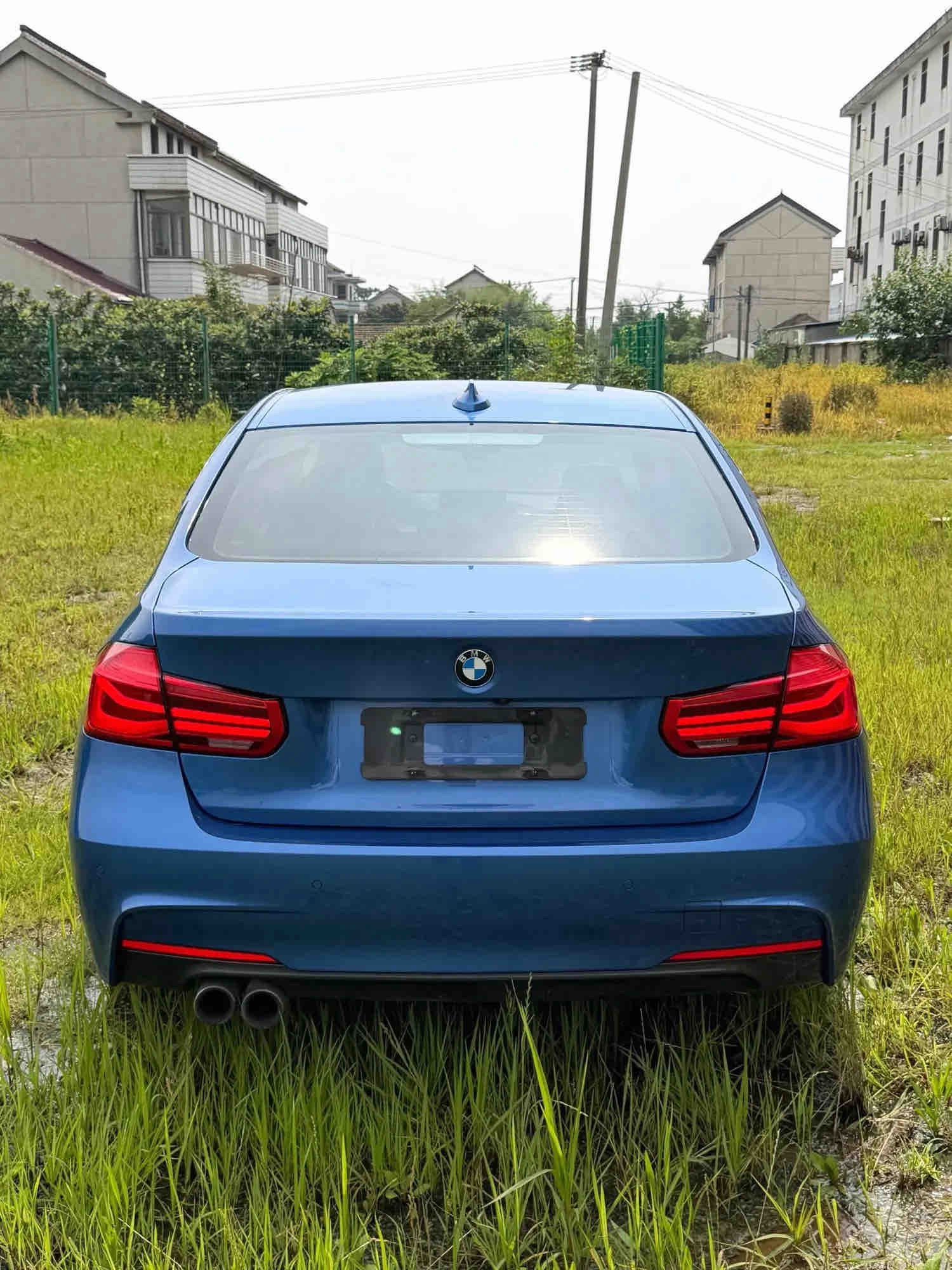 BMW 3 Series 2018 #6 BMW 3 Series 2018 صورة سيارة #6