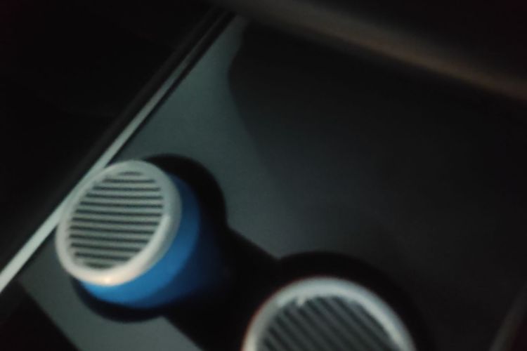 Tesla Model 3 2022 car image #9