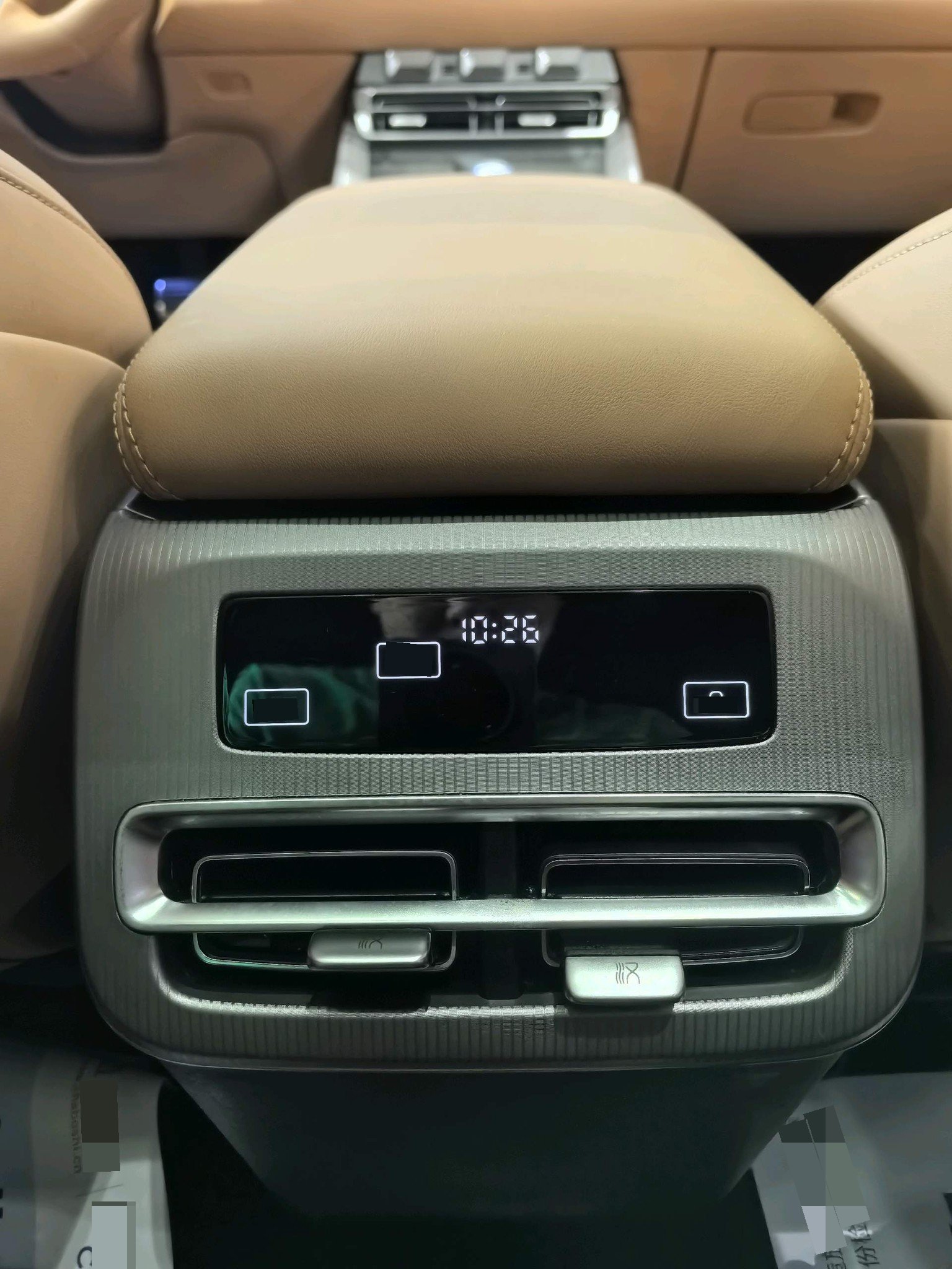 BYD HanL 2025 #6 BYD HanL 2025 car image #6