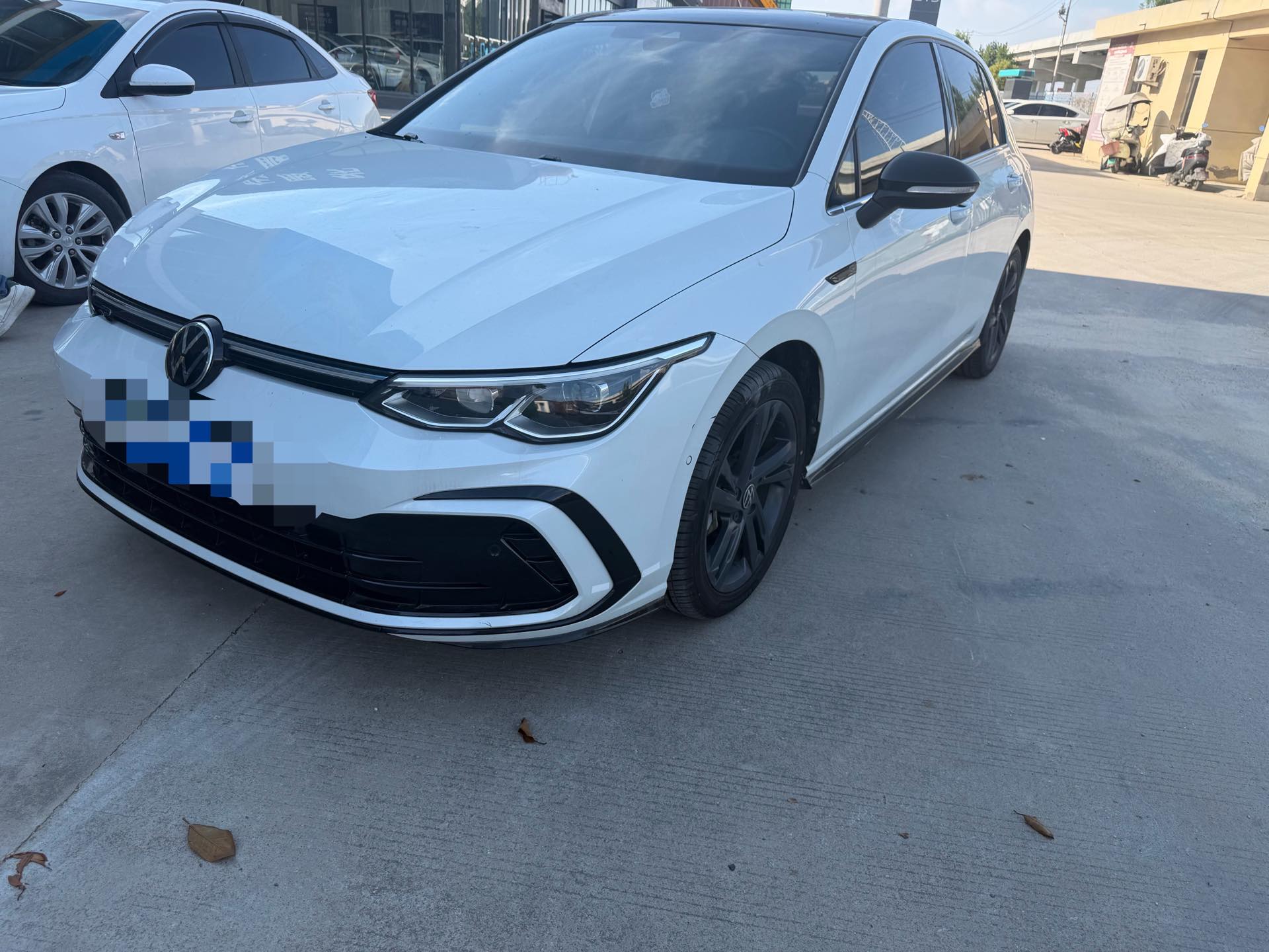 Volkswagen Golf 2021 car image 