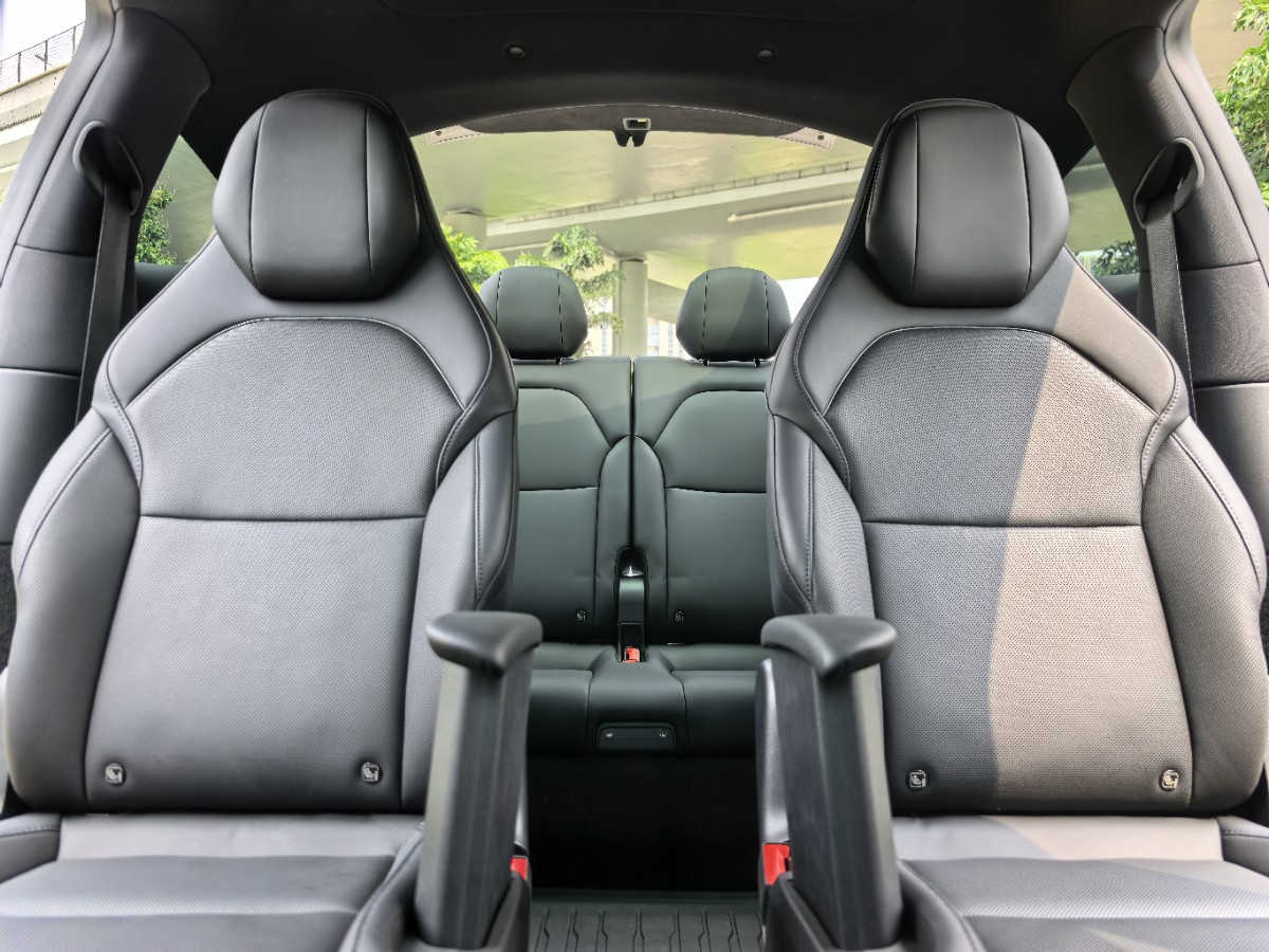 Tesla Model Y L 2025 #9 Tesla Model Y L 2025 immagine di auto #9