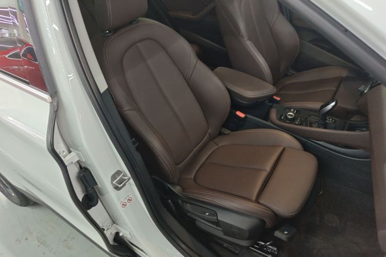 BMW X1 2019 #24 BMW X1 2019 car image #24
