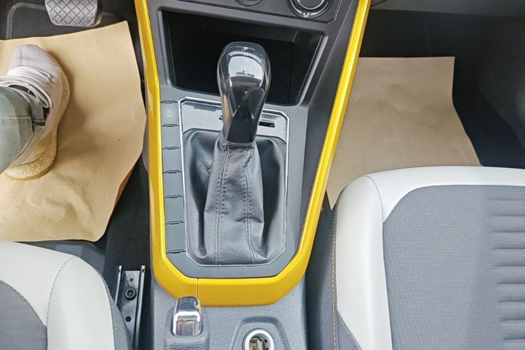 Volkswagen Polo 2019 #15 Volkswagen Polo 2019 изображение автомобиля #15