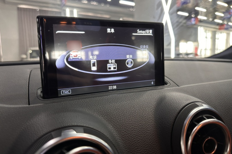 Audi A3 2017 car image #16