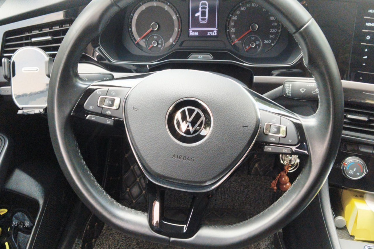 Volkswagen Bora 2022 car image #12