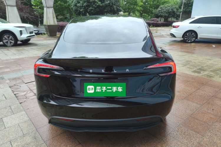 Tesla Model 3 2023 car image #4