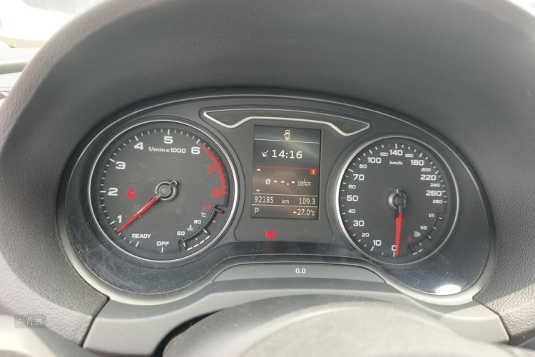 Audi A3 2017 car image #13