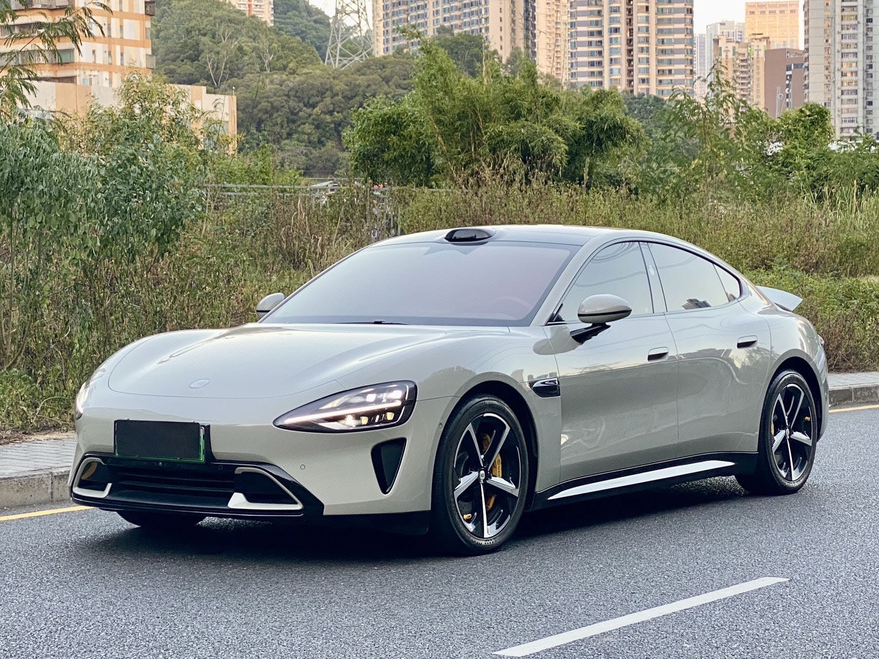 2024 2024 imagen de coche
