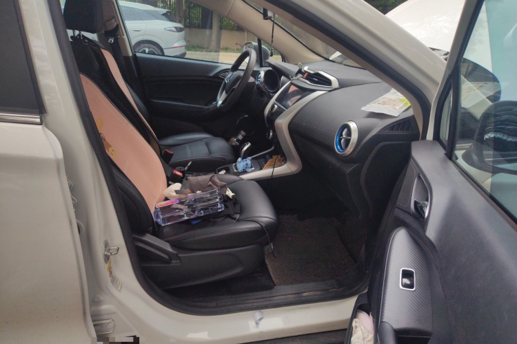 BYD Yuan New Energy 2019 imagen de coche #21