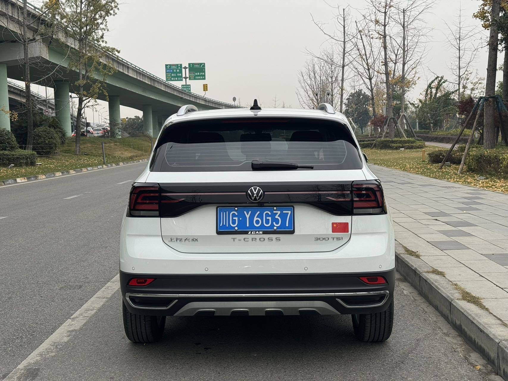 Volkswagen T-Cross 2024 car image #5