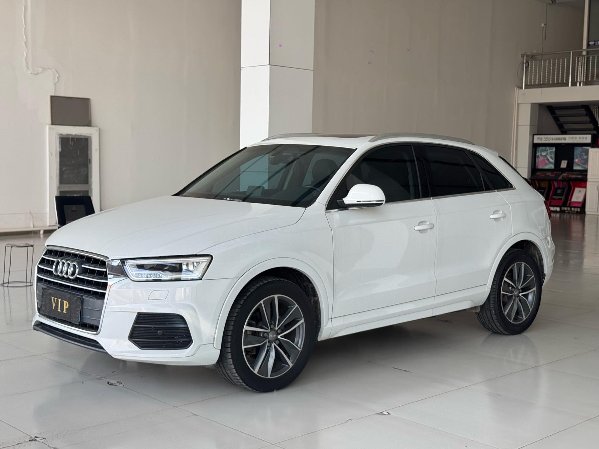 2018 2018 car image
