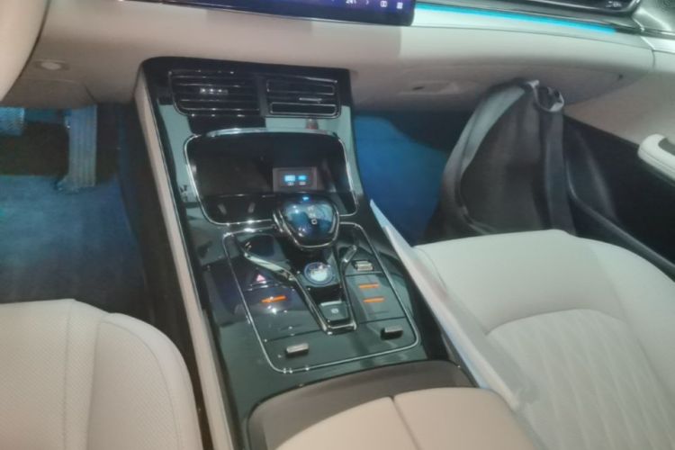 BYD Han 2025 #14 BYD Han 2025 imagen de coche #14