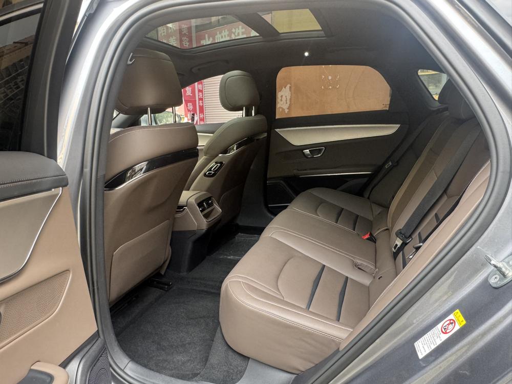 BYD Han 2022 #9 BYD Han 2022 car image #9