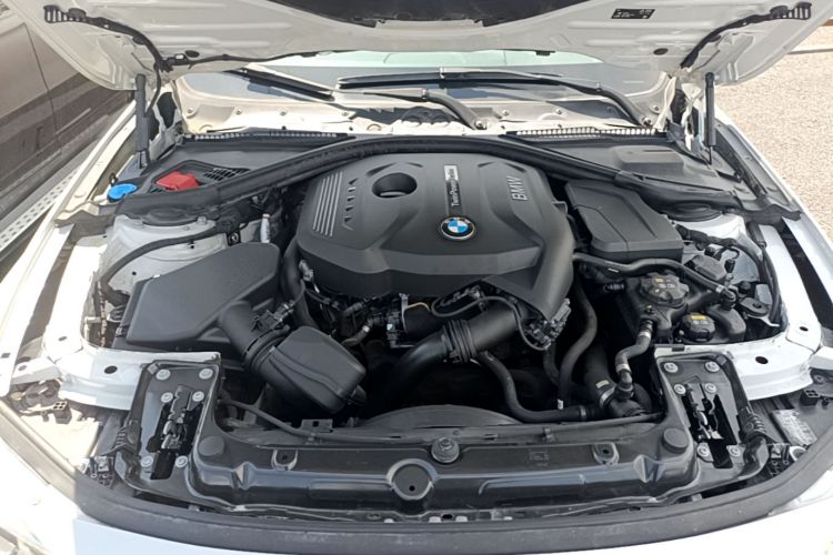 BMW 3 Series 2019 #20 BMW 3 Series 2019 car image #20