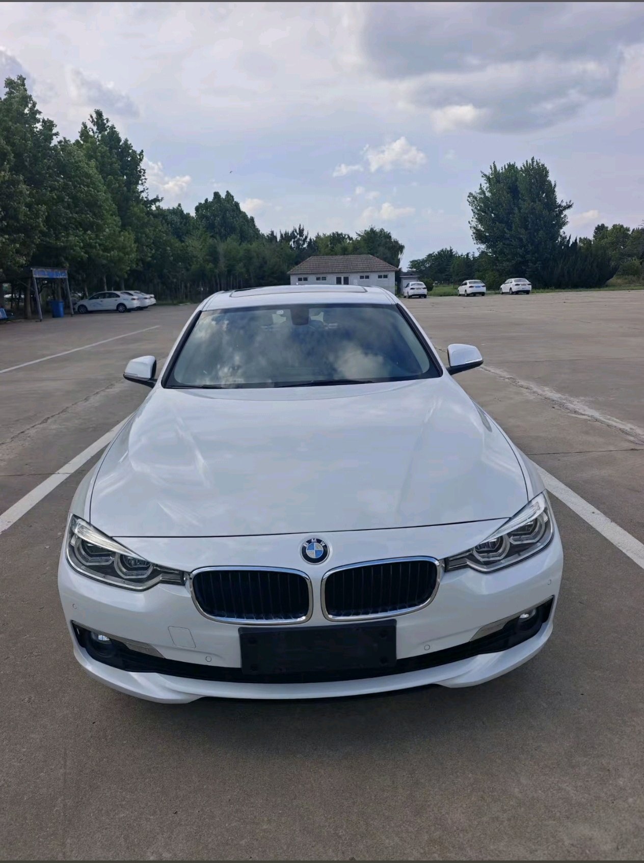 BMW 3 Series 2016 car image #2