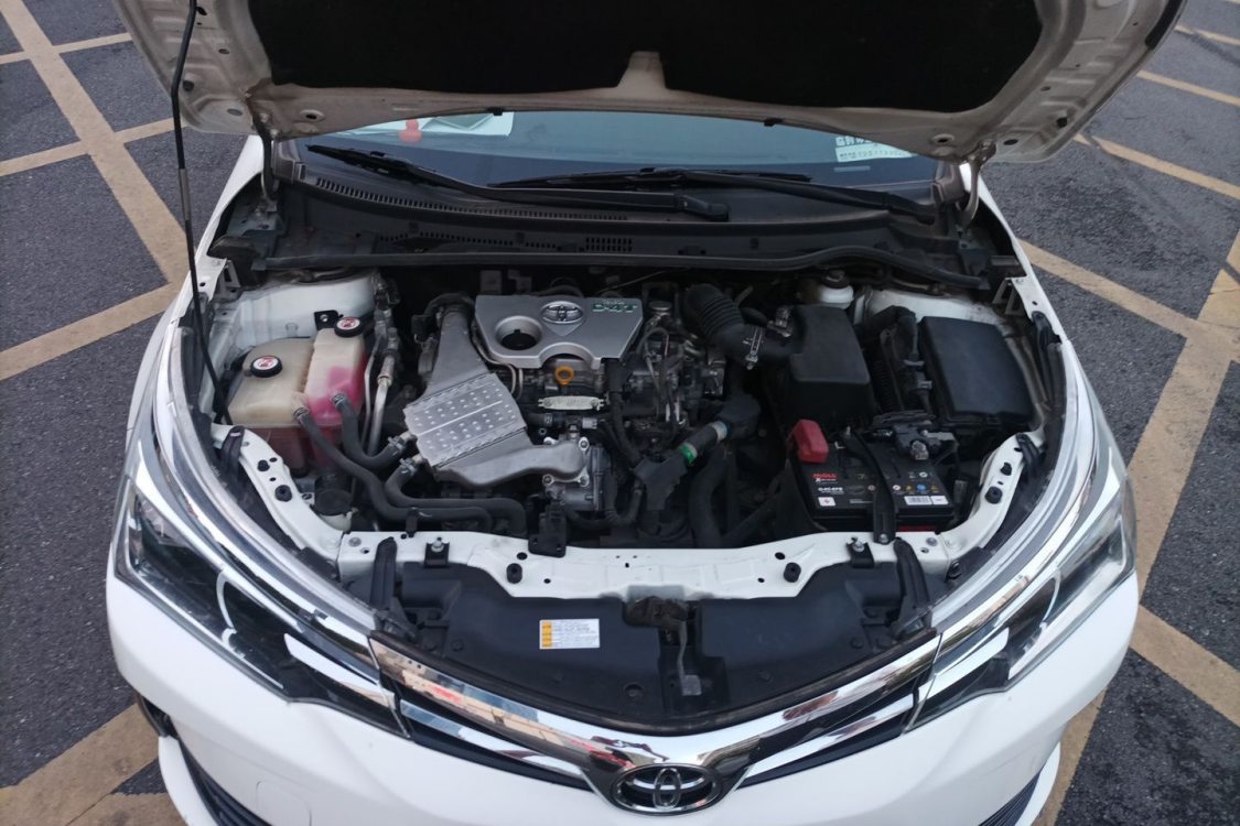 Toyota Corolla 2017 #10 Toyota Corolla 2017 car image #10
