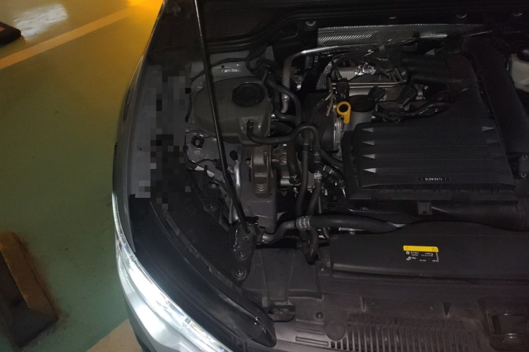 Volkswagen Golf 2024 car image #26