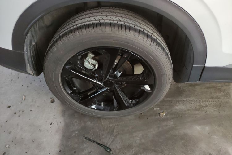 GEELY Coolray 2025 car image #10