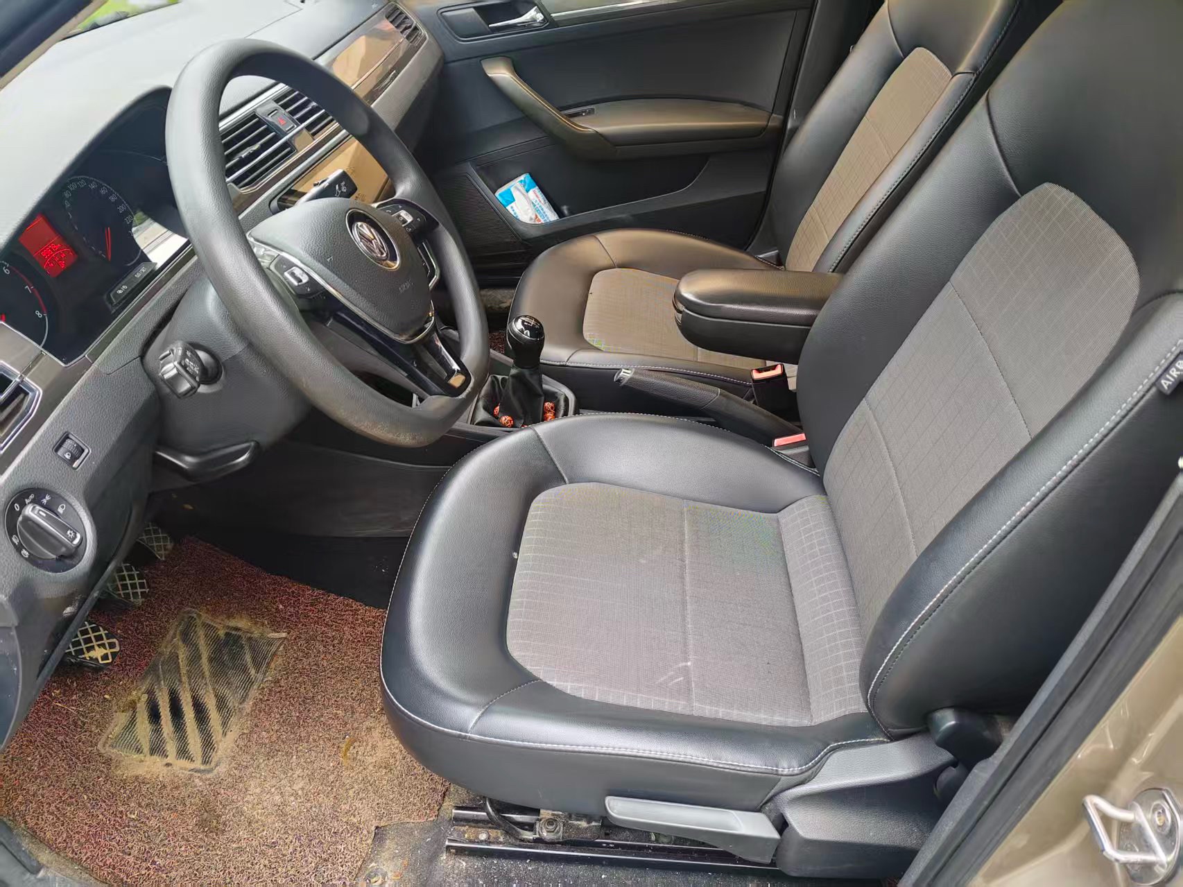 Volkswagen Santana 2017 #6 Volkswagen Santana 2017 car image #6