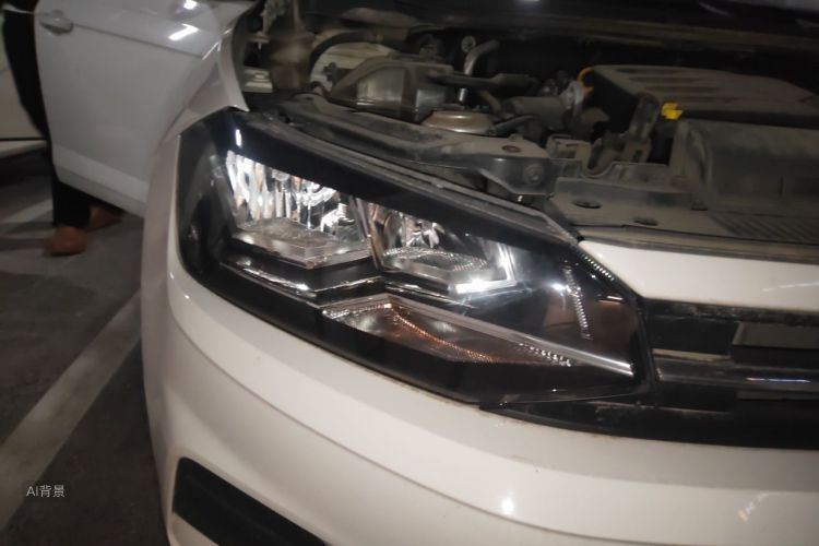 Volkswagen Polo 2019 car image #8