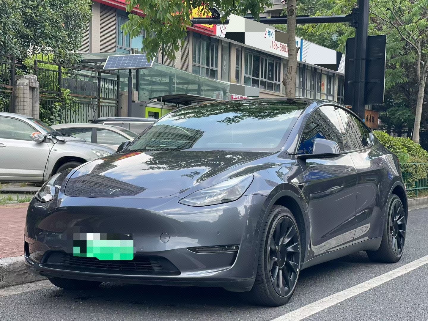 Tesla Model Y 2022 car image 