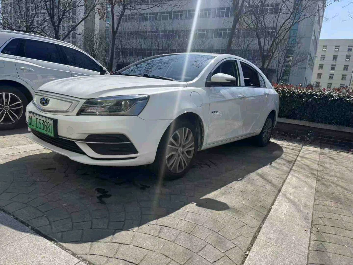 GEELY Emgrand New Energy 2019 car image #2