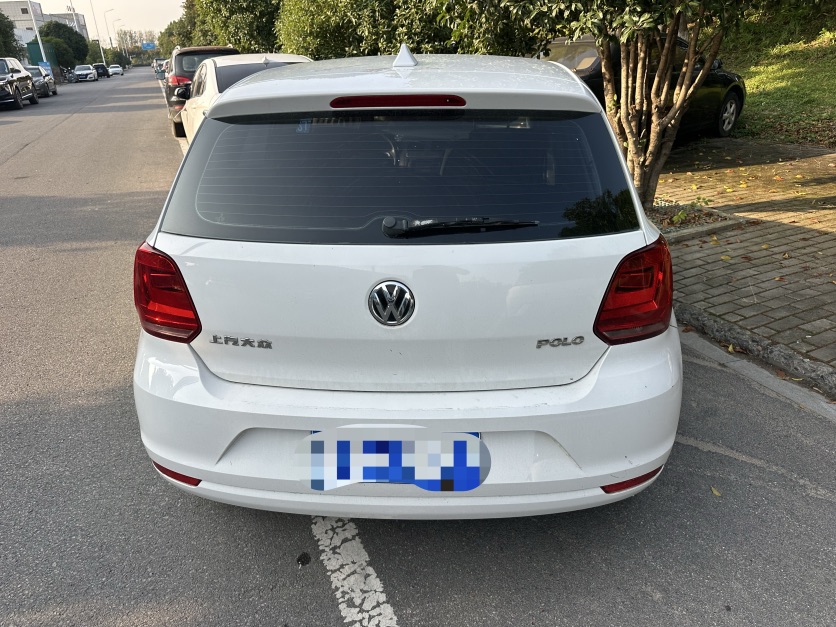 Volkswagen Polo 2017 car image #4