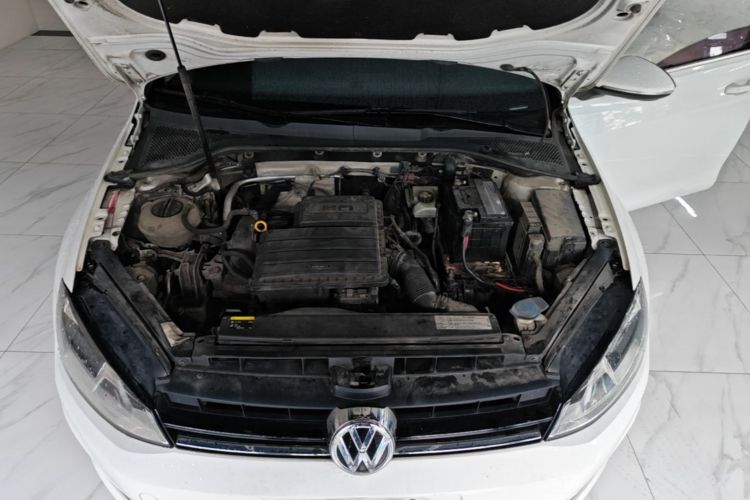 Volkswagen Golf 2016 car image #20