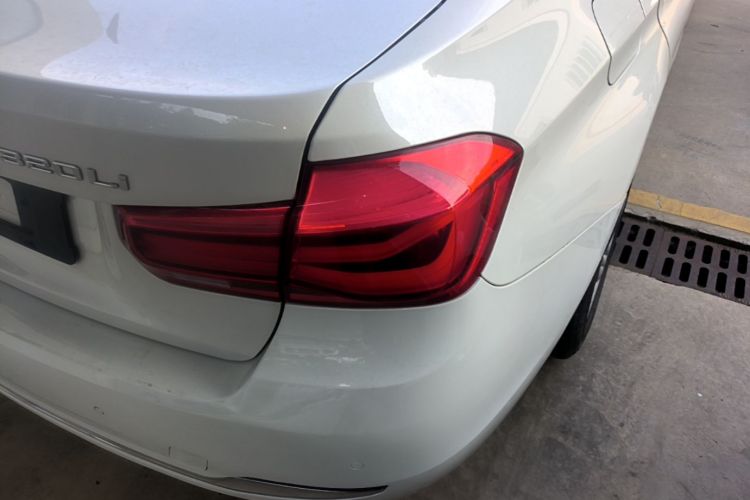 BMW 3 Series 2016 car image #8