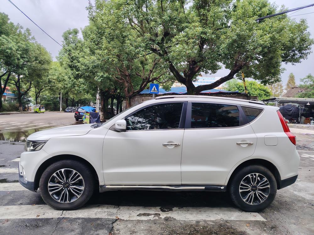 GEELY Vision X6 2016 #4 GEELY Vision X6 2016 immagine di auto #4