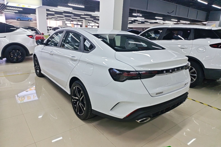 GEELY Binray 2026 imagen de coche #5