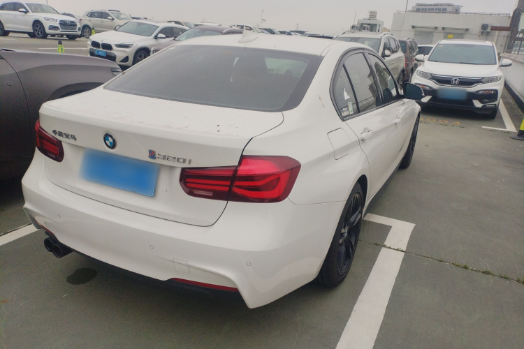 BMW 3 Series 2018 #7 BMW 3 Series 2018 immagine di auto #7