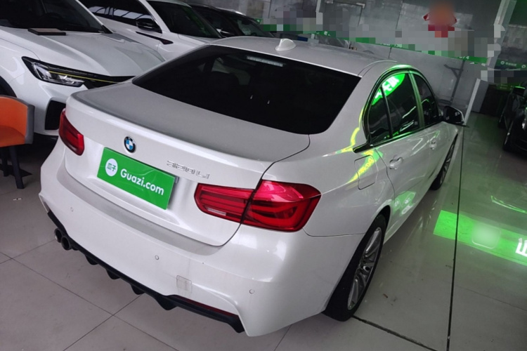 BMW 3 Series 2019 car image #7