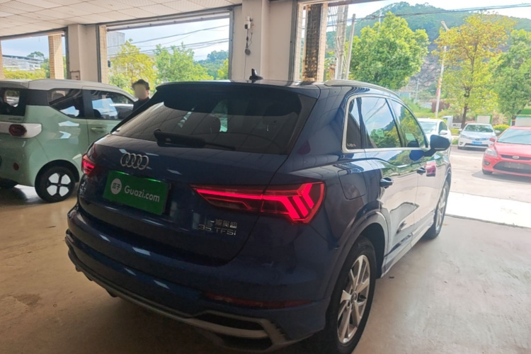 Audi Q3 2019 #7 Audi Q3 2019 car image #7