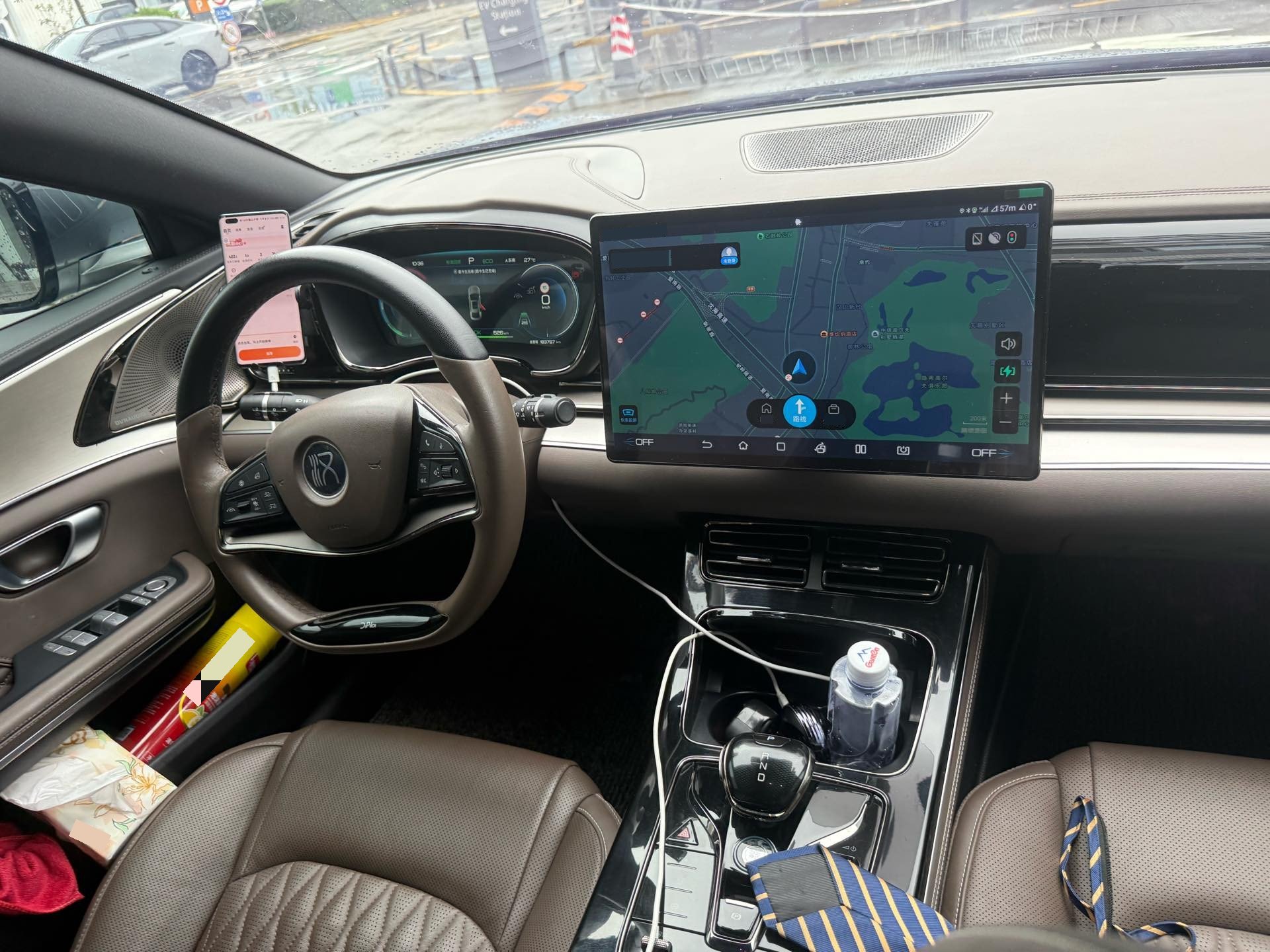 BYD Han 2024 car image #9