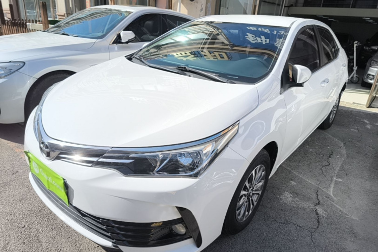 Toyota Corolla 2019 car image #2