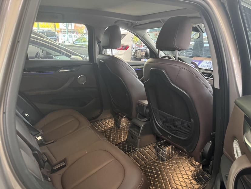 BMW X1 2021 car image #5