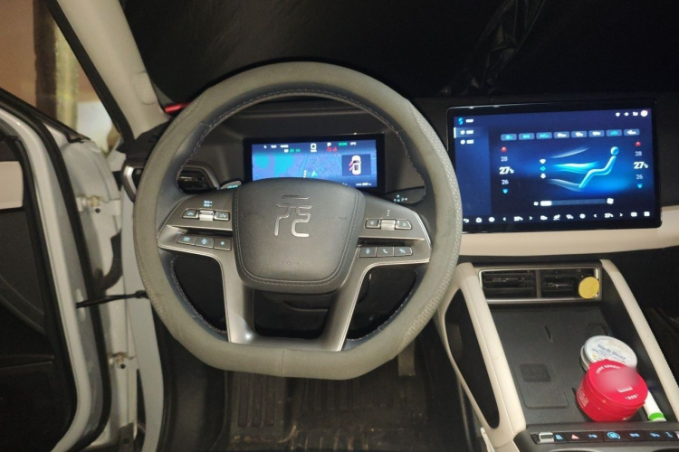 BYD YuanUP 2025 #15 BYD YuanUP 2025 car image #15
