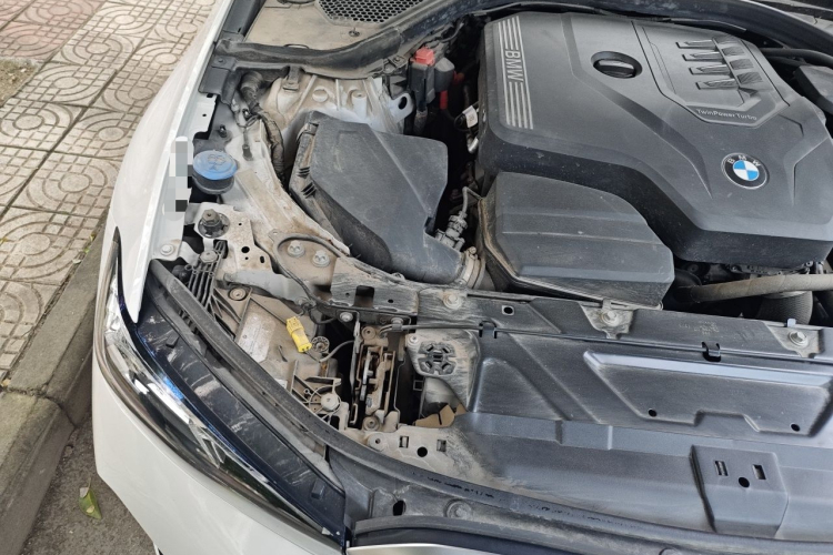 BMW 3 Series 2023 #22 BMW 3 Series 2023 car image #22